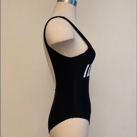 ◼️IDFWU◼️Swimsuit!! - Picture 3 of 7